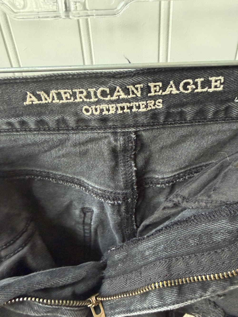 (090)American Eagle Outfitters Black Distressed Denim Jean Shorts - Picture 2 of 7